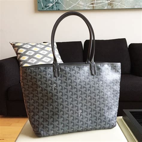 blue goyard purse|goyard artois pm bag price.